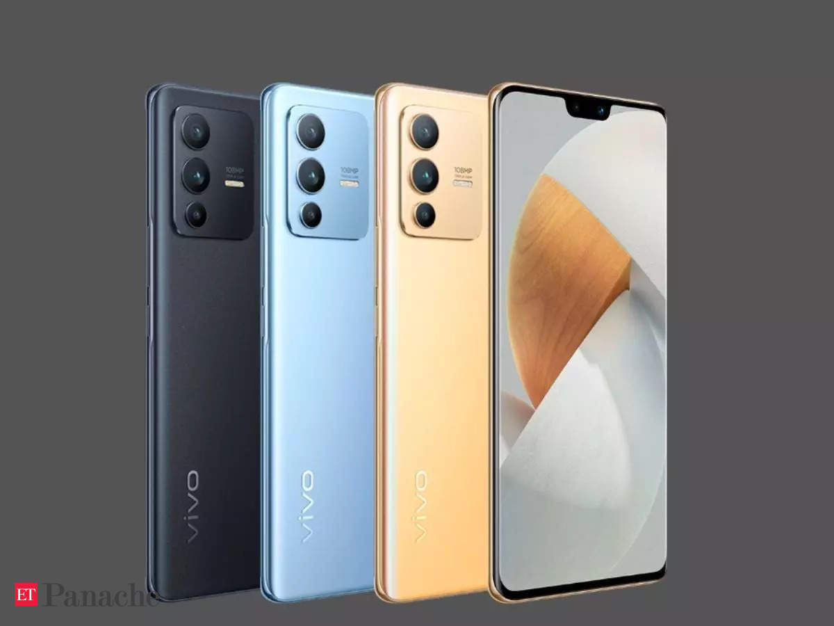 3 camera wala phone vivo