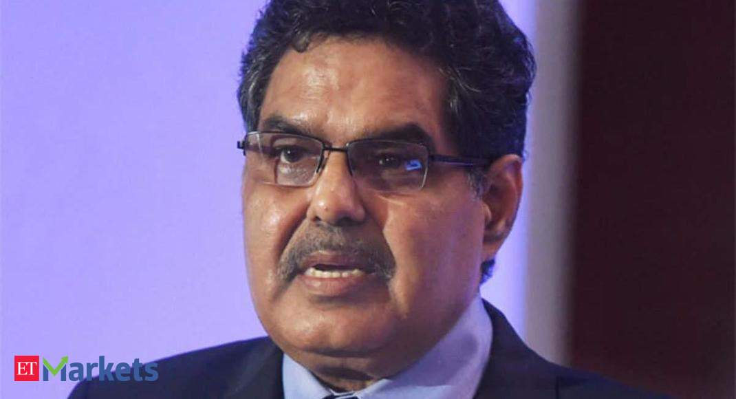 MFs can’t make crypto-related investments before law, says Sebi chief thumbnail