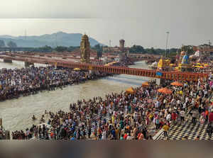 Haridwar: Devotees at the Har Ki Pauri ghat on the last day of Pitra Paksha, in ...