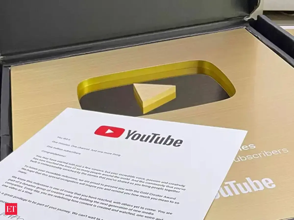 Youtube Golden Play Button: Unboxing the YouTube Golden Play Button ...