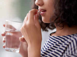 Drink to avoid with paracetamol