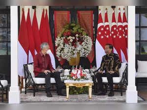 Joko Widodo, Lee Hsien Loong.