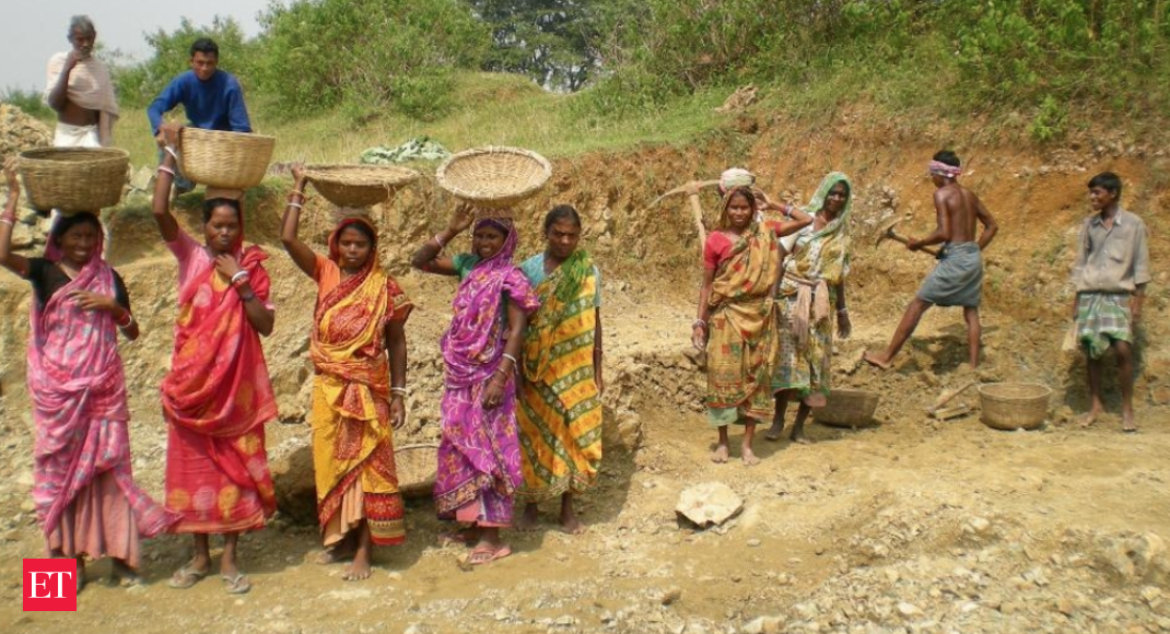 MGNREGA work in January lowest in FY22 thumbnail