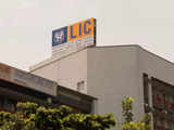 LIC ROE highest among global peers, 4x its nearest competitor!