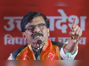 Lucknow: Shiv Sena leader Sanjay Raut addresses a press conference in Lucknow. (...