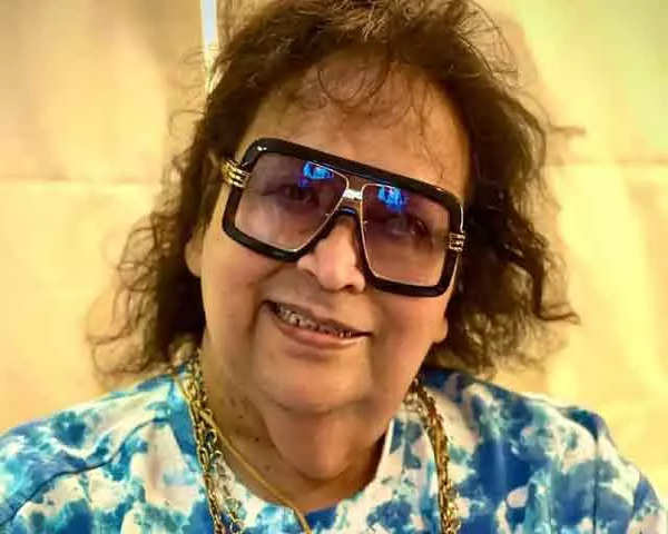 Bappi Lahiri Death News: Veteran singer-composer Bappi Lahiri dies at 69 in a Mumbai hospital - The Economic Times Video | ET Now