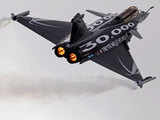 Dassault Rafale fighter jet in a flying display at Paris Air Show