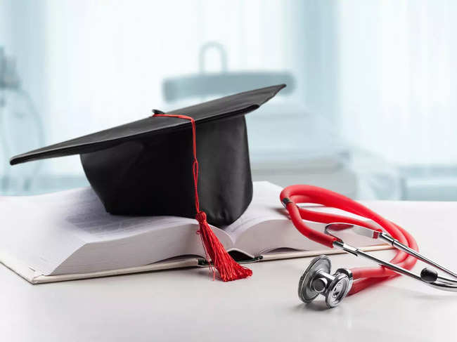 Online courses to doctors