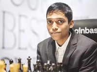 rameshbabu praggnanandhaa: Grandmaster Rameshbabu Praggnanandhaa makes  India proud: Anand Mahindra, Snapdeal boss Kunal Bahl laud chess prodigy -  The Economic Times