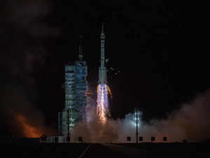 China's new-generation rocket launches 22 satellites