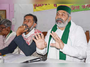 Prayagraj: Bharatiya Kisan Union National Spokesperson Rakesh Tikait with politi...