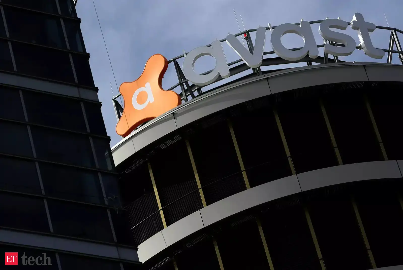 avast: Cybersecurity firm Avast suspends Russia, Belarus operations - The  Economic Times