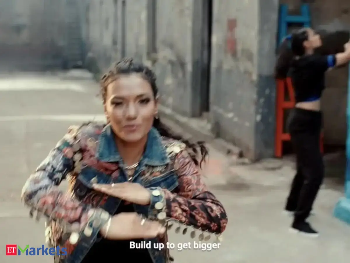 CryptoBeats by CoinSwitch Kuber | Join The Revolution Song By Dee MC