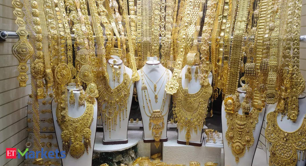 Gold near record deters some Indian buyers from jewellery shopping