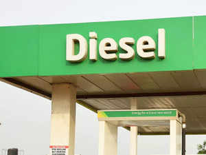 Diesel price for bulk users hiked Rs 25/litre; private retailers stare closure