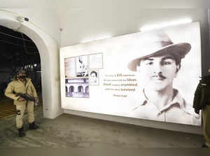 .Pictures of Shaheed Bhagat Singh