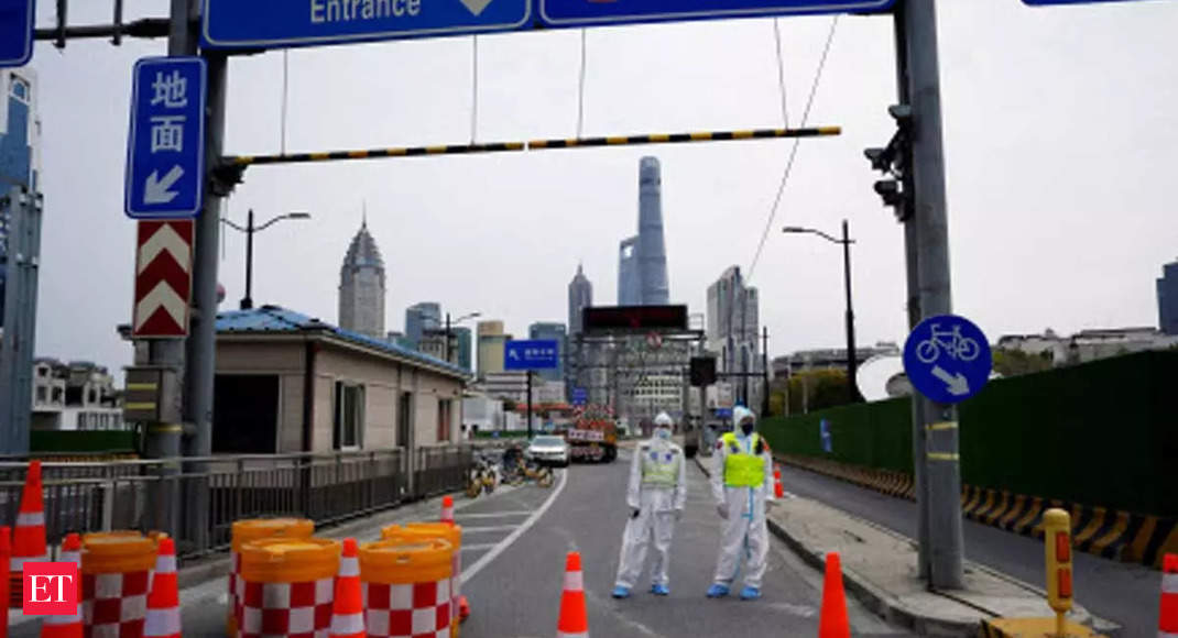 Shanghai Lockdown : Shanghai starts China's biggest COVID-19 lockdown in 2  years | The Economic Times