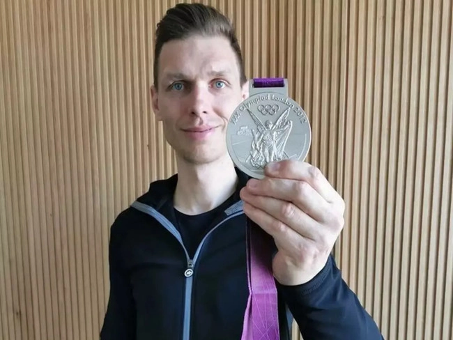 Cyclist Tony Martin to auction his 2012 London Olympics medal to raise