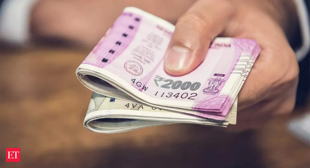 Microfinance loan rises 10% to Rs 2.56 lakh crore: MFIN data