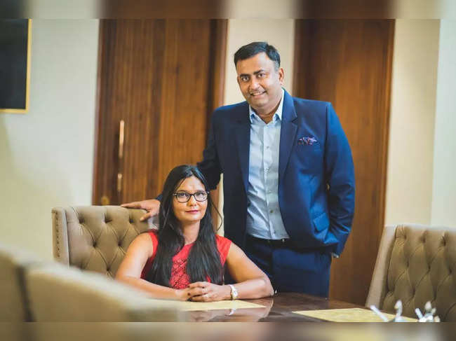 Finova Capital founders Mohit and Sunita Sahney.