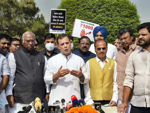 Rahul Gandhi leads protest