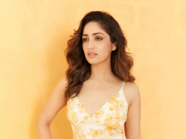 ​In her tweet, Yami Gautam wrote, "We're trying to recover it as soon as possible."​