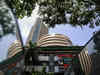 Losses in IT, banks drag Sensex 483 points down; Nifty ends below 17,700