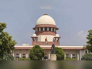 Commence demolition of Supertech's twin tower in Noida within 2 weeks, SC tells authorities