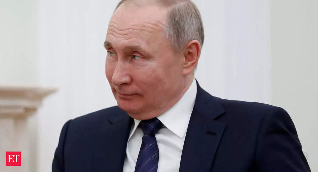 Vladimir Putin says Russia will direct energy eastwards as Europe shuns Russian gas