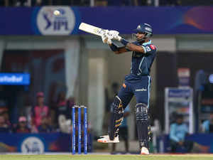 Skipper Hardik's fifty lifts Titans to 192/4 against Royals