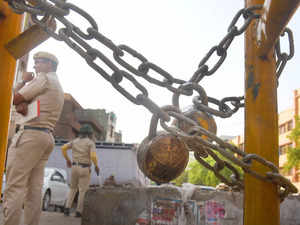 Jahangirpuri clashes: Scrap dealer who supplied bottles for pelting arrested, says Delhi Police