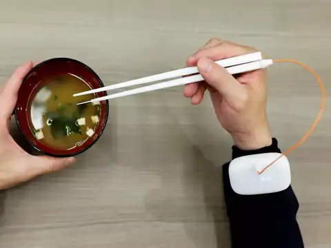 How does the electrical chopstick work
