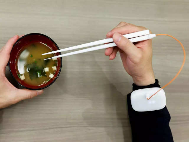 How does the electrical chopstick work