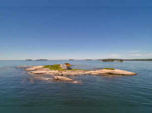 Duck Ledges Island