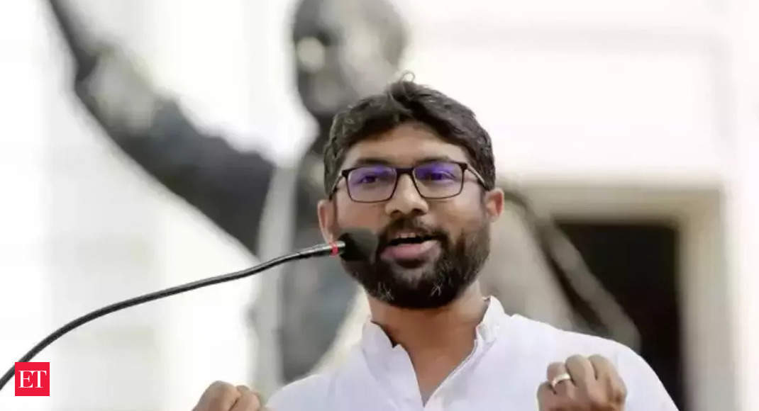 jignesh mevani: Gujarat MLA Jignesh Mevani re-arrested by Assam Police after getting bail - The Economic Times Video | ET Now