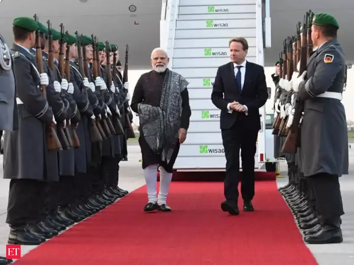 PM Modi arrives in Berlin, to hold talks with German Chancellor Scholz ...