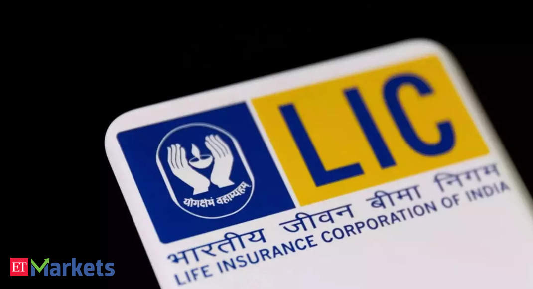 LIC listing will improve its prospects, credit profile: Moody's