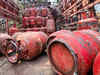 Domestic LPG cylinder price hiked by Rs 50, to cost nearly Rs 1,000 now