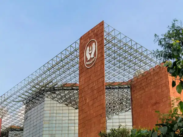 LIC IPO LIVE Updates: Issue opens for last day of subscription, garners 2 times bids so far