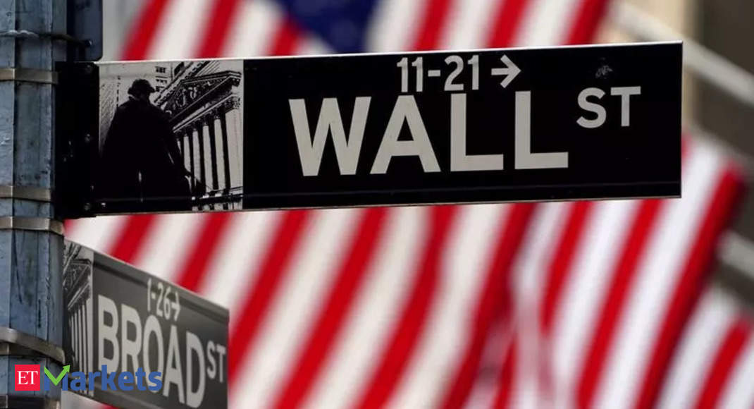 Wall Street sell-off deepens as Nasdaq falls more than 3%