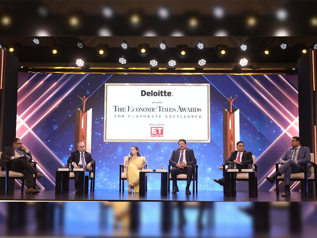 ​The CEO panel discusses ‘India in​ a Volatile World - Navigating Challenges, Building Strengths’