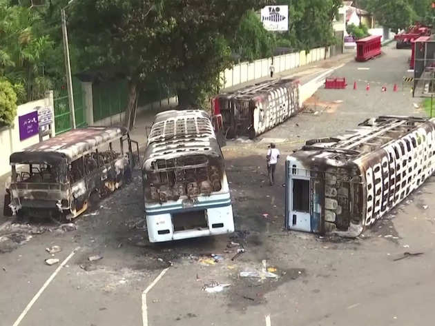 Sri Lanka Crisis Live Updates: Defence Ministry orders tri-forces to open fire on rioters in Sri Lanka