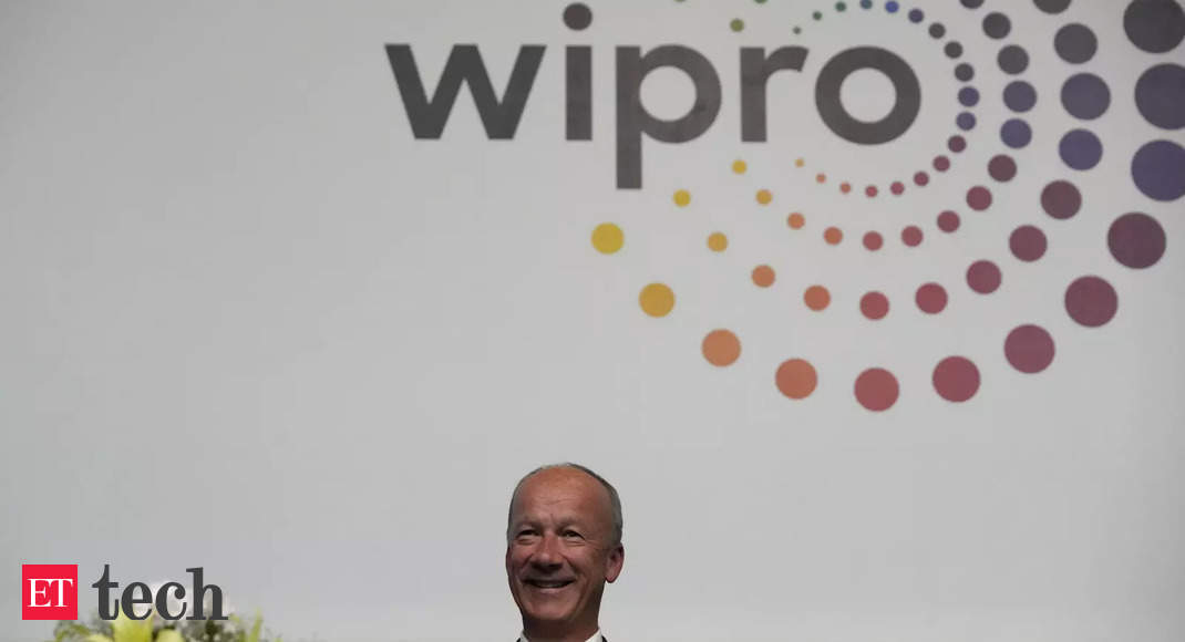 crédit agricole : Wipro renouvelle son accord de transformation informatique avec le Crédit Agricole .  basé en France
