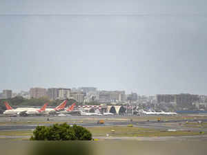 Mumbai: Airplanes halt as both runways of the Mumbai airport are shut for 6 hour...