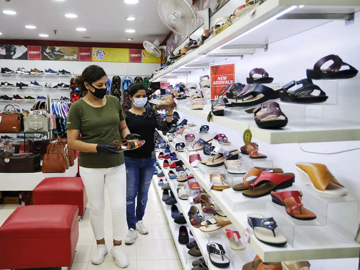Boodschapper shampoo Bezit India Footwear Makers: Spring in their step: Indian footwear makers are set  for explosive growth in the post-pandemic world - The Economic Times