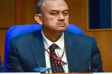 Would like Deepak Parekh to continue as a key advisor to the group: Atanu Chakraborty