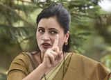 Hanuman Chalisa row: Won't arrest MP Navneet Rana and her husband till June 9, Mumbai police tell court