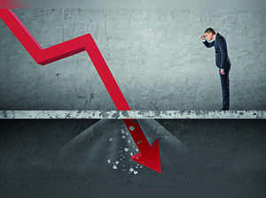 Nasdaq Posts Worst Monthly Drop as Tech Stocks Sink