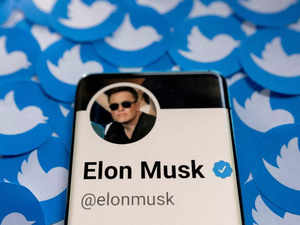Elon Musk will now vote for Republicans as conservatives return on Twitter