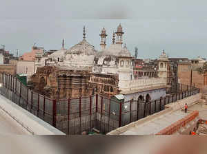 Varanasi: War of words over shivling at Gyanvapi mosque